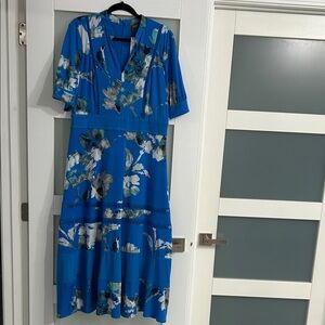 Taylor Blue and White Floral Midi Dress